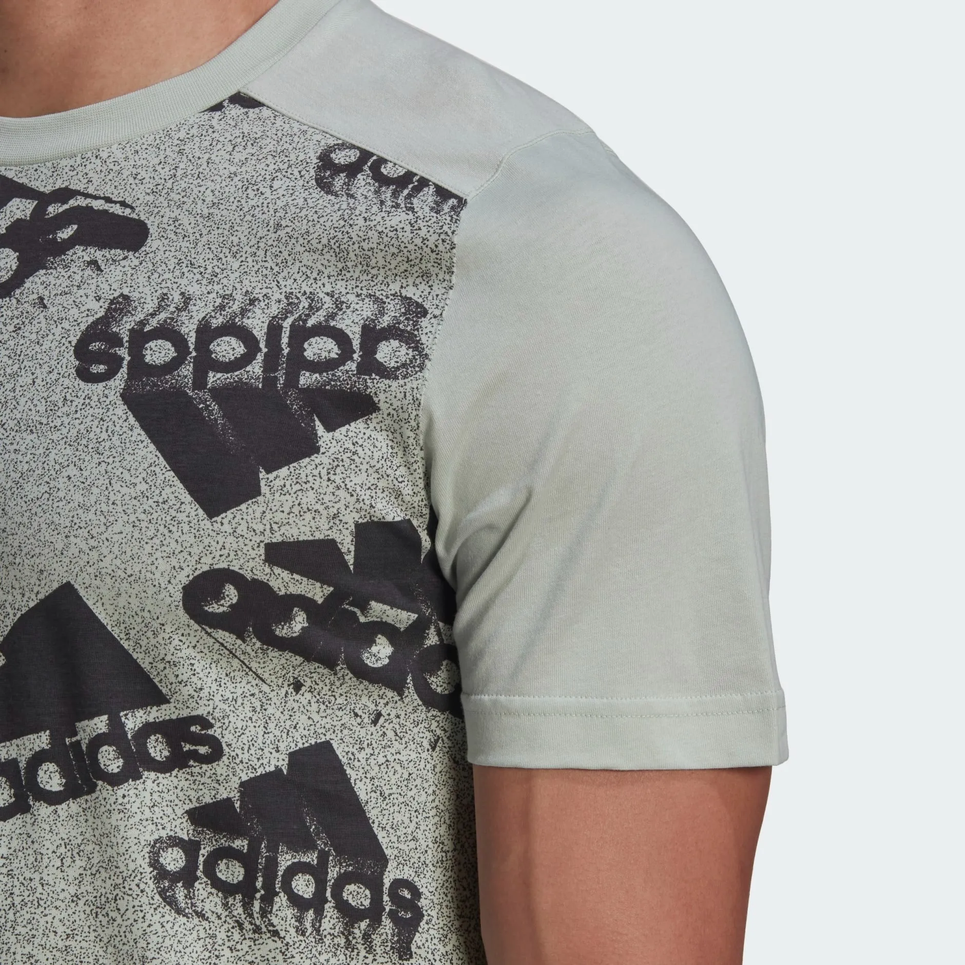 adidas Essentials BrandLove Logo Men's Tee