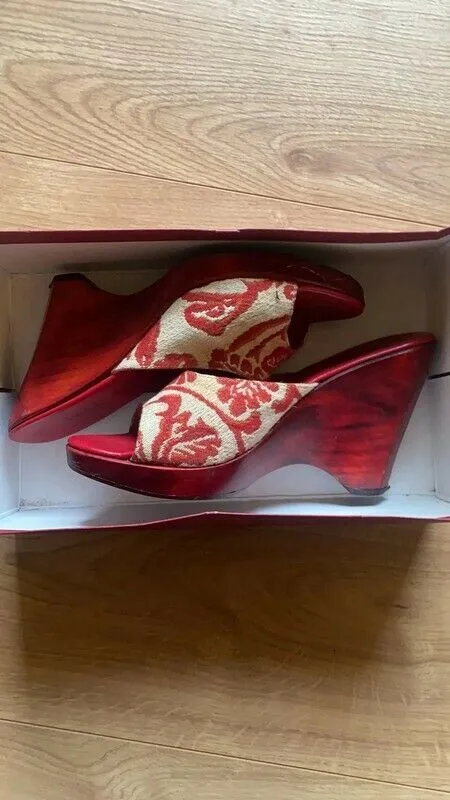 Kenzo Red & Cream Tapestry Wedge Sandals, Mules  EU 38 US 7  UK 5