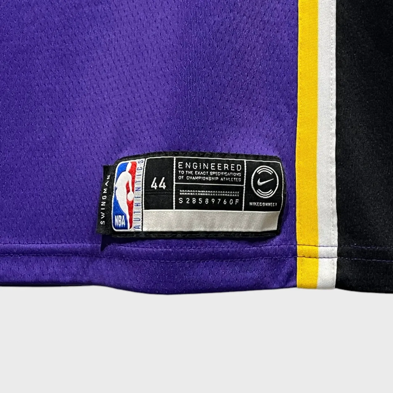 LeBron James Los Angeles Lakers Jersey M