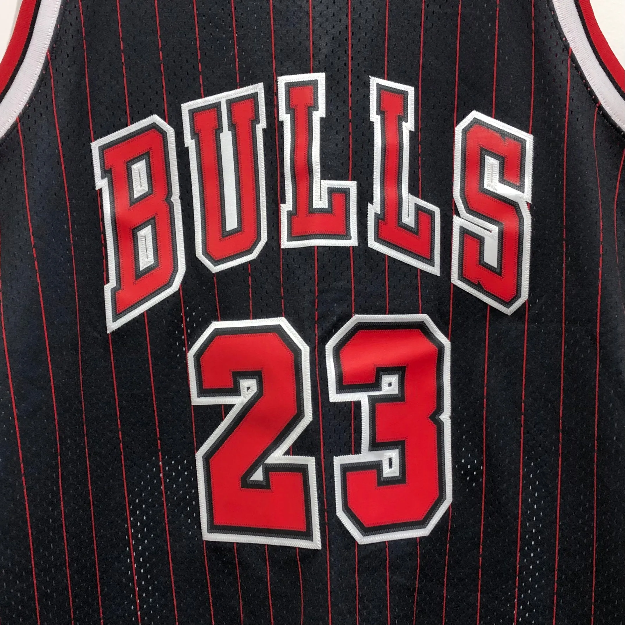 Vintage Michael Jordan Chicago Bulls Jersey L